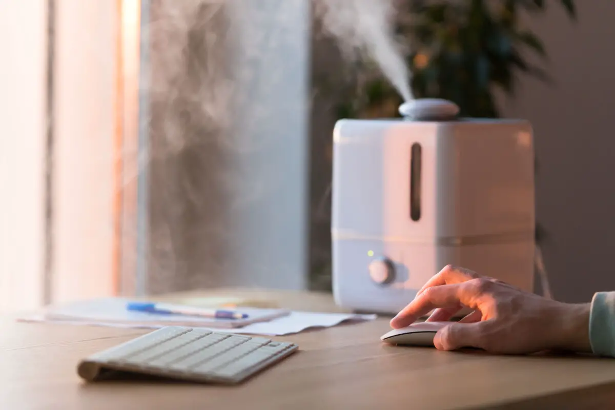 Do Humidifiers Affect Electronics – Optimal Operating Humidity